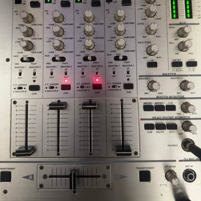 Vestax PMC-55 Professional 4-Channel DJ Club Mixer - Fully Working - Boxed - UK PSU image 3