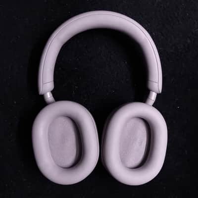 Sony WH-1000XM5/P Wireless Noise-Canceling Over-the-Ear Headphones image 5