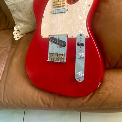 Fender American Standard Telecaster -  2015 - See Through Crimson Red With Maple Neck - Tweed Case image 3