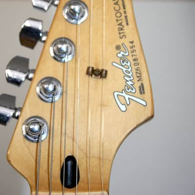 2006 Fender Standard Stratocaster Made in Mexico Midnight Wine W/Hard Shell Case image 9