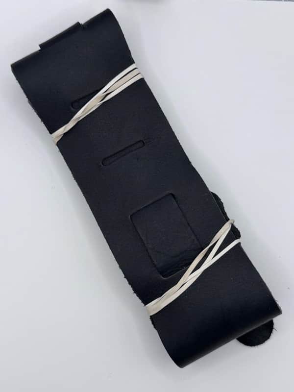 Unbranded Leather Guitar Strap, 2.5" image 1
