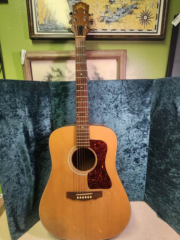 Guild USA D-4 with Rosewood Fretboard 1995 - 2000 - Natural Satin image 1