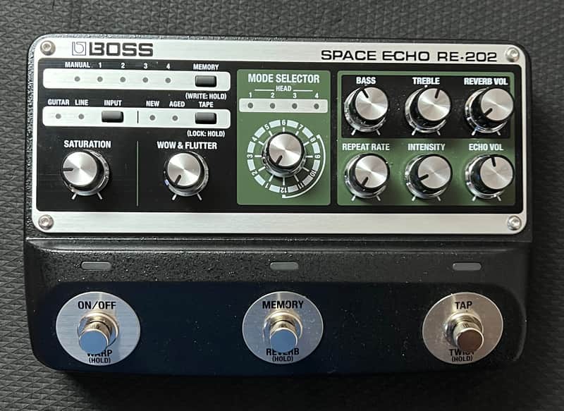Boss RE-202 Space Echo
