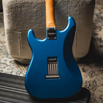 Xotic USA California Classic XSC Pro-2 SSH Light Aging-Lake Placid Blue w/Roasted Flame Maple Neck & Indian Rosewood FB image 7