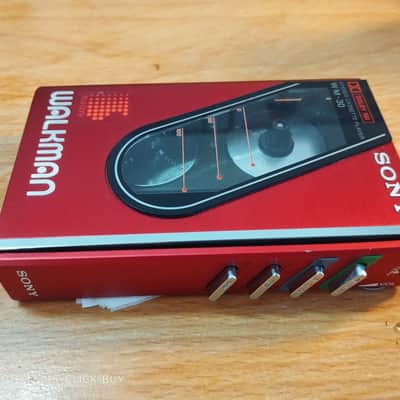 Sony WM 30 1984 - Sony Walkman Cassette player WM 30 red working image 4