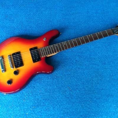 Washburn Maverick Sunburst BT-2 Electric Guitar "GREAT PLAYER" image 2