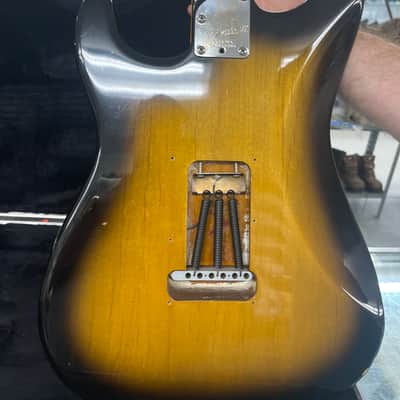 Fender American Deluxe Stratocaster 2005 - Sun Burst image 4