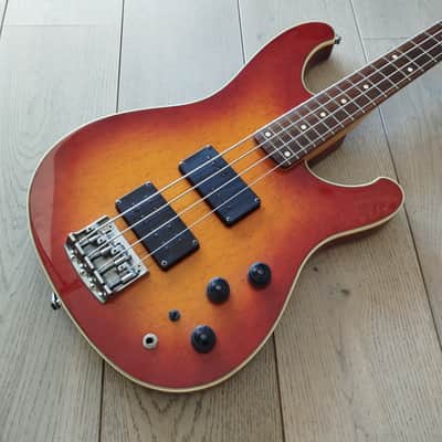 Ibanez RB924 Deluxe 1983 - Cherry Sunburst