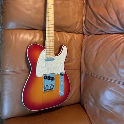 Fender American Deluxe Telecaster with Maple Fretboard 2004 - 2010 - Aged Cherry Burst image 4