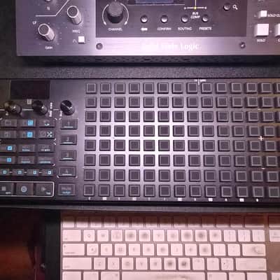 Oxi Instruments One MIDI / CV Sequencer 2023 - 2025 - Black PLUS Qxi Pipe breakout module image 4