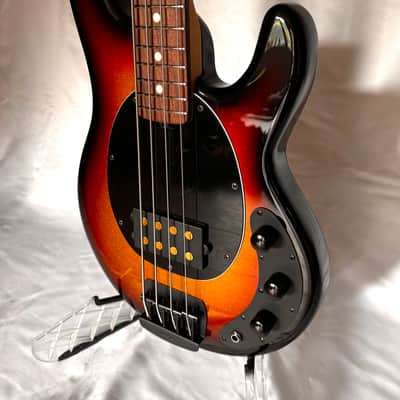 Ernie Ball Music Man Ernie Ball Music Man Short Scale StingRay 2025 - Showtime image 4