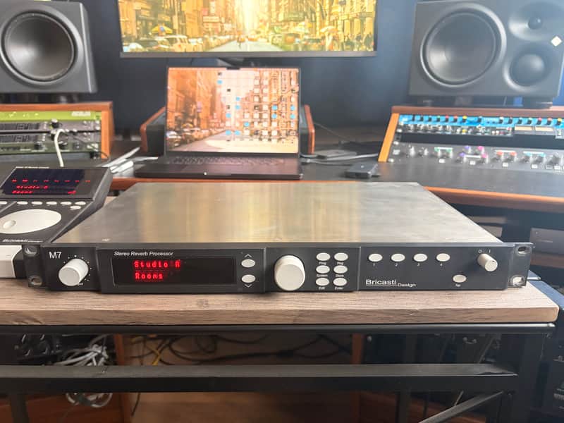 Bricasti Design M7 Reverb 2010s + M10 remote - Black image 1