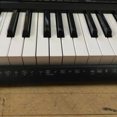 Casio CTK-7000 61-Key Portable Keyboard 2010s - Black image 10