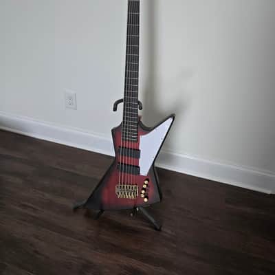 6-String Explorer Bass Oxbloodburst image 5