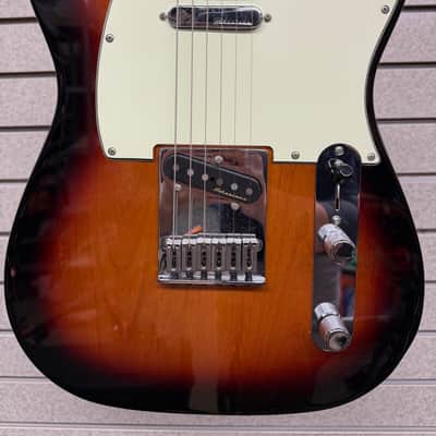 Fender Player Plus Telecaster with Maple Fretboard 2021 - Present - 3-Color Sunburst image 3