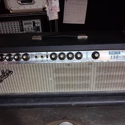 Fender Bassman 135 con pantalla Fender Dual Showman Rev D130 Años 70 image 5