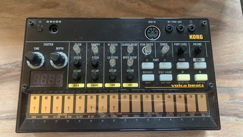 Korg Volca Beats Analog Rhythm Machine 2010s - Black image 1