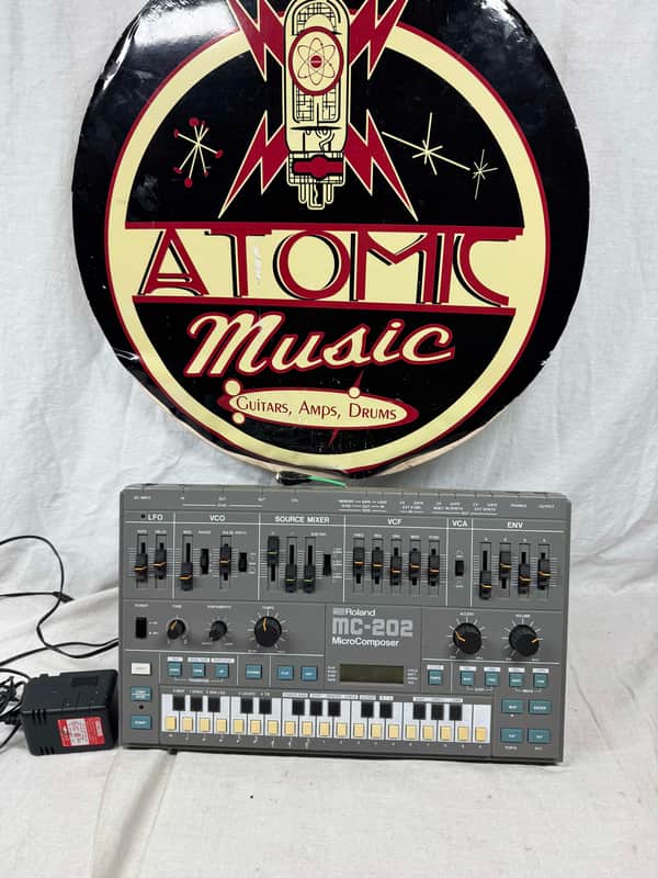 Roland MC-202 mc202 MicroComposer micro composer Monophonic Analog Synthesizer / Sequencer Module with Filter CV mod + power supply mod - with Boss Power Supply 1983 image 1