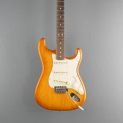Fender USED American Performer Stratocaster, '20 image 3