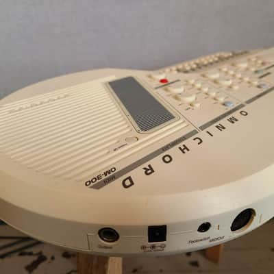 Suzuki OM-300 Omnichord 1996 - Beige image 5