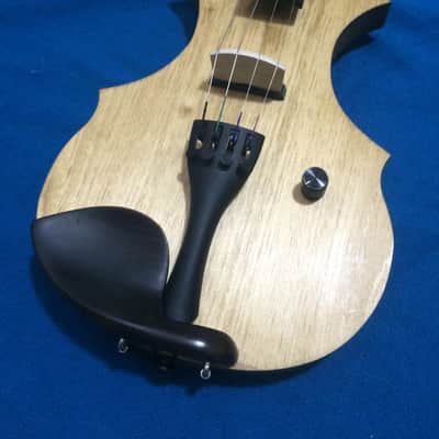 Violin 4/4  fretted electric image 2