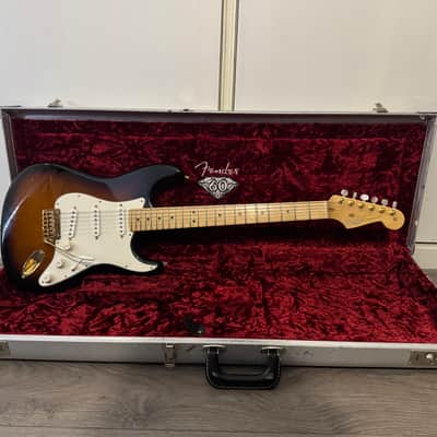 Fender 60th Anniversary Commemorative American Standard Stratocaster with Gold Hardware, Maple Fretboard 2014 - 2-Color Sunburst image 7