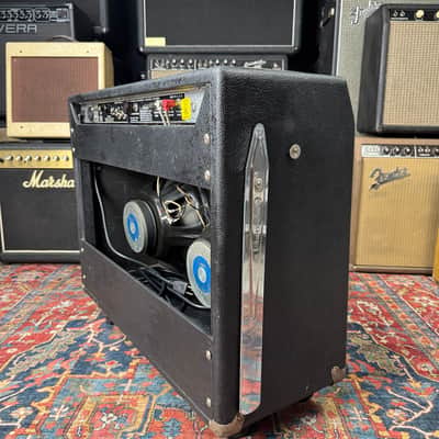 1977 Fender Twin Reverb 135 Watt 2X12 Combo Tube Amp - Serviced image 9