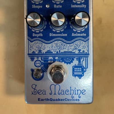 EarthQuaker Devices Sea Machine Super Chorus V2 2015 - 2017 - Silver / Blue Print image 1