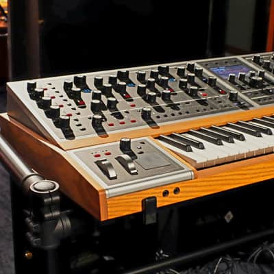 Moog One 16-Voice 61-Key Polyphonic Analog Synthesizer 2018 - Present - Black/Ash image 2