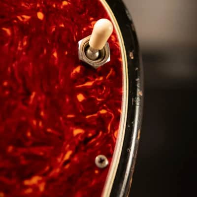 Fender Vintage 1962 Jazzmaster Electric Guitar - 3-Tone Sunburst with Hardshell Case - Used image 14