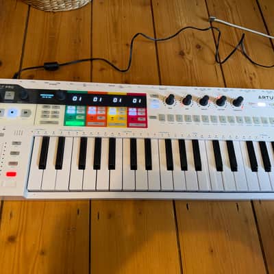 Arturia KeyStep Pro 37-Key MIDI Controller 2020 - Present - White
