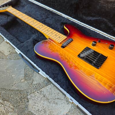 Charvel The Legend / Model 7 SS with Maple Fretboard 1986 - 1989 - Sunburst image 7
