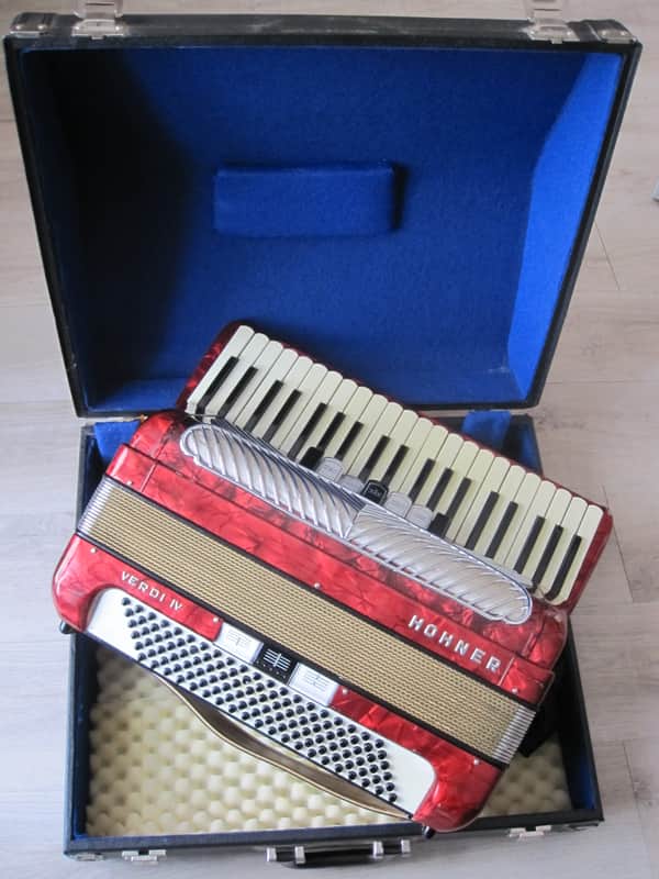 Hohner Verdi IV 120 Bass inkl. Koffer 2000 - rot image 1
