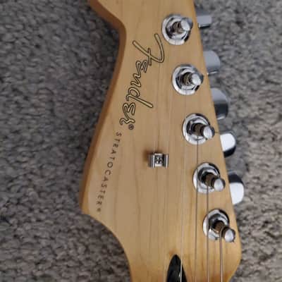 Fender Player Stratocaster Left-Handed with Maple Fretboard 2019 - Tidepool image 3