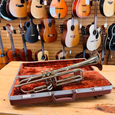 Olds Ambassador Bb Trumpet w/Case image 1