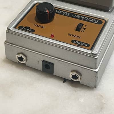 Boss PW-1 Rocker Wah 1979 - 1987 - Silver - Original Bag image 8