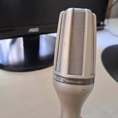 Shure SM59 Vintage Microphone image 5