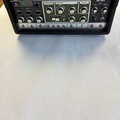 Roland Chorus Echo RE-301 Fin des années 1970 Fabrication japonaise(période golden era analogique) - 95%