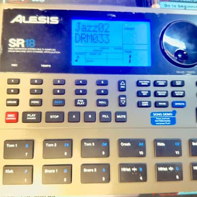 Alesis SR-18 with AC Adapter image 3