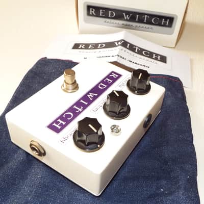 Red Witch Deluxe Moon Phaser image 3