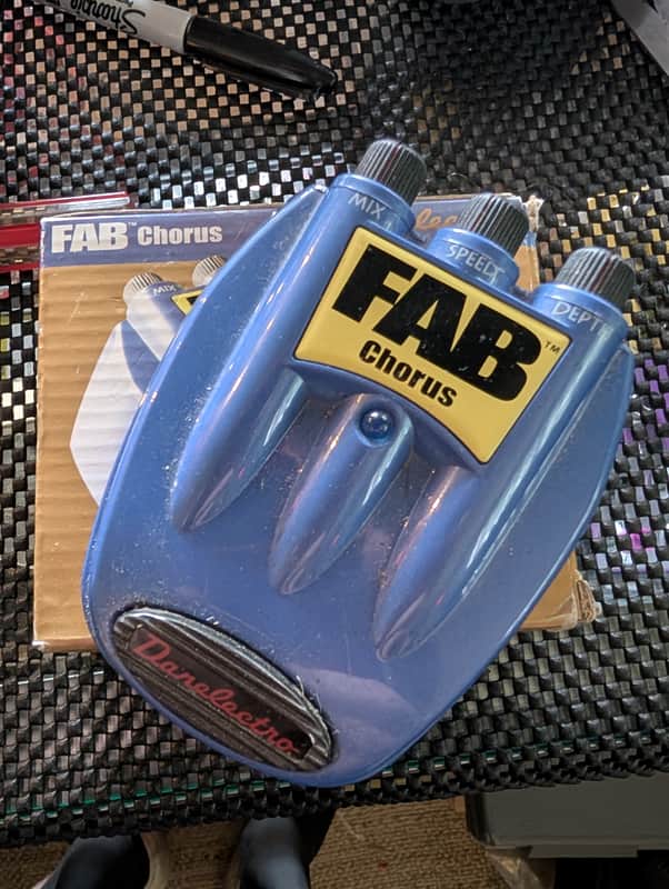 Danelectro Fab chorus pedal image 1