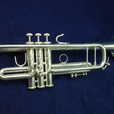 Bach 180S37 Stradivarius Series Bb Trumpet 2023 - Silver-Plated image 2