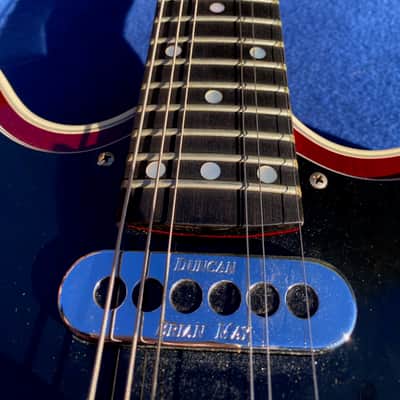 Guild Brian May Signature 1993 - Red see trough body image 14