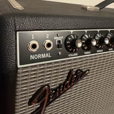 Fender Tone Master Twin Reverb 2-Channel 85-Watt 2x12" Digital Guitar Combo 2019 - Present - Black image 3