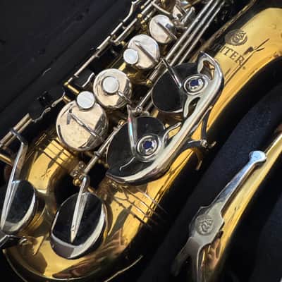 Jupiter JAS710GNA Student Eb Alto Saxophone - Gold/Brass image 3