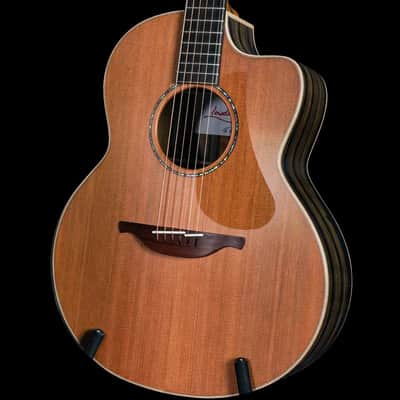 Lowden F-35c Sinker Redwood/Ebony Acoustic Guitar with Body Bevel image 5