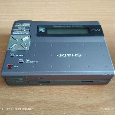 Sharp MD MS 200 1997 - Sharp Walkman Portable mini disc Player MD MS 200 gray working video test image 3