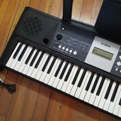 Yamaha YPT-230 Keyboard w/Stand & Power Supply #UBRO06874 image 3
