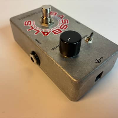 Electro-Harmonix Bassballs Nano Twin Dynamic Envelope Filter - Excellent Condition with Box image 7