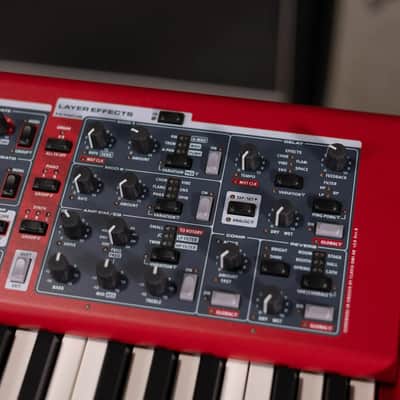 Nord Stage 4 73 Keyboard - Display image 8